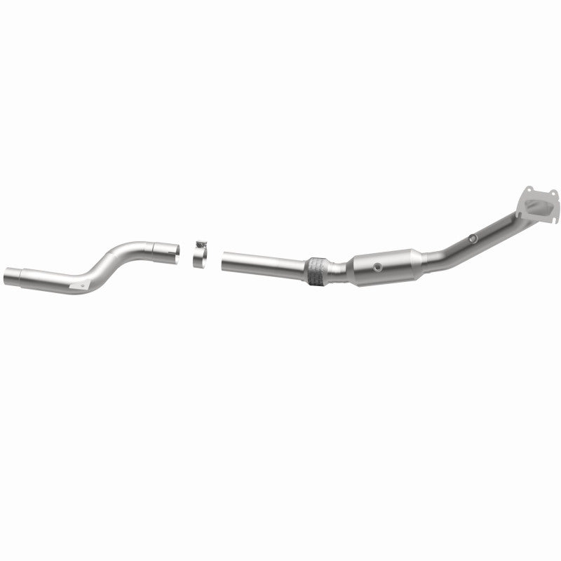 Magnaflow 22-139 - MAG22-139 - MagnaFlow Left Side Direct Fit Catalytic Converter 15-17 Chrysler 300 3.6L (4-Bolt Flange) - Shipped in Europe - Tuningsupply.com