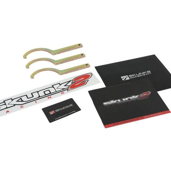 Skunk2 Racing 541-05-4717 - SKK541-05-4717 - Skunk2 90-93 Acura Integra (All Models) Pro S II Coilovers (10K/8K Spring Rates) - Shipped in Europe - Tuningsupply.com