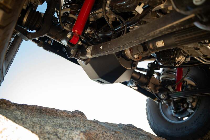 DV8 Offroad SPJL-12 - DVESPJL-12 - DV8 Offroad 2018+ Jeep Wrangler JL/Gladiator JT Front Differential Skid Plate - Shipped in Europe - Tuningsupply.com