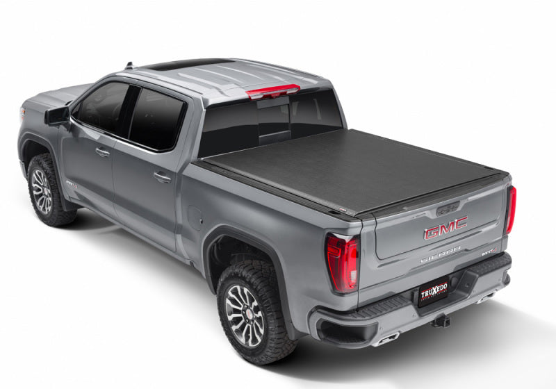 Truxedo 572401 - TRX572401 - Truxedo 19-20 GMC Sierra & Chevrolet Silverado 1500 (New Body) 5ft 8in Lo Pro Bed Cover - Shipped in Europe - Tuningsupply.com