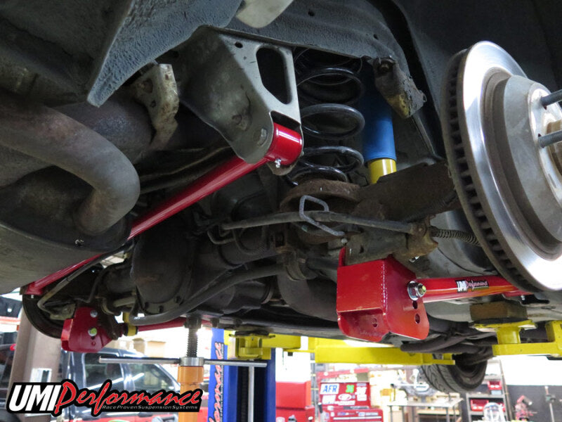 UMI Performance 2020-R - UMI2020-R - UMI Performance 82-02 GM F-Body Tubular Non-Adjustable Panhard Bar - Shipped in Europe - Tuningsupply.com