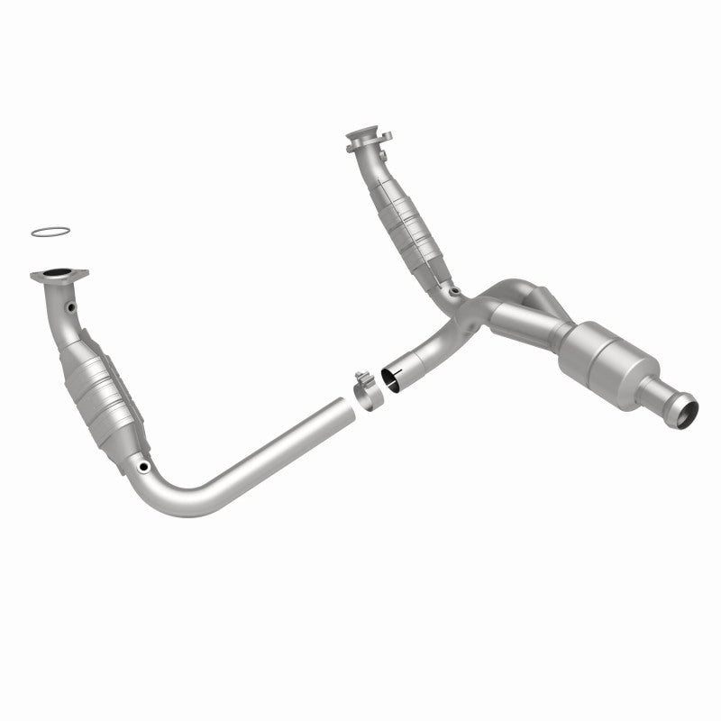 Magnaflow 51578 - MAG51578 - MagnaFlow Conv DF 09-13 Chevy Avalanche 5.3L - Shipped in Europe - Tuningsupply.com