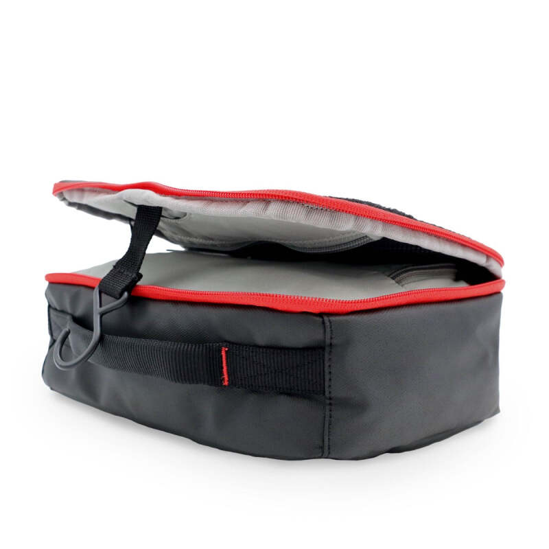 USWE 4002085035 - USW4002085035 - USWE Buddy 2 Toilet Bag Black/Red - Shipped in Europe - Tuningsupply.com