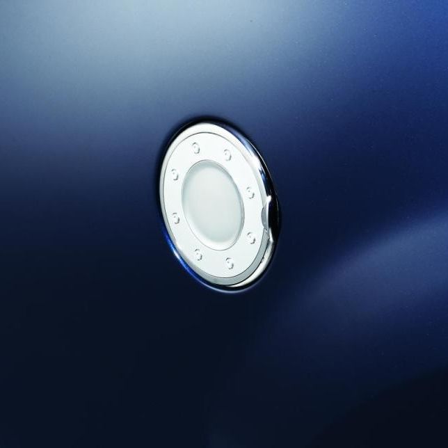 AVS 688772 - AVS688772 - AVS 03-09 Ford Expedition Fuel Door Cover - Chrome - Shipped in Europe - Tuningsupply.com