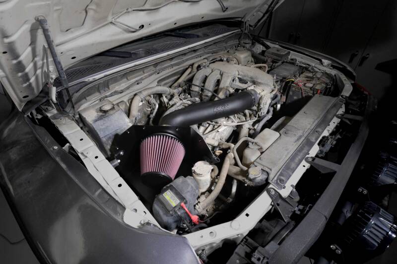 K&N Engineering 63-9034 - KNN63-9034 - K&N 10 Toyota FJ Cruiser 4 Runner 4.0L-V6 AirCharger Performance Intake - Shipped in Europe - Tuningsupply.com