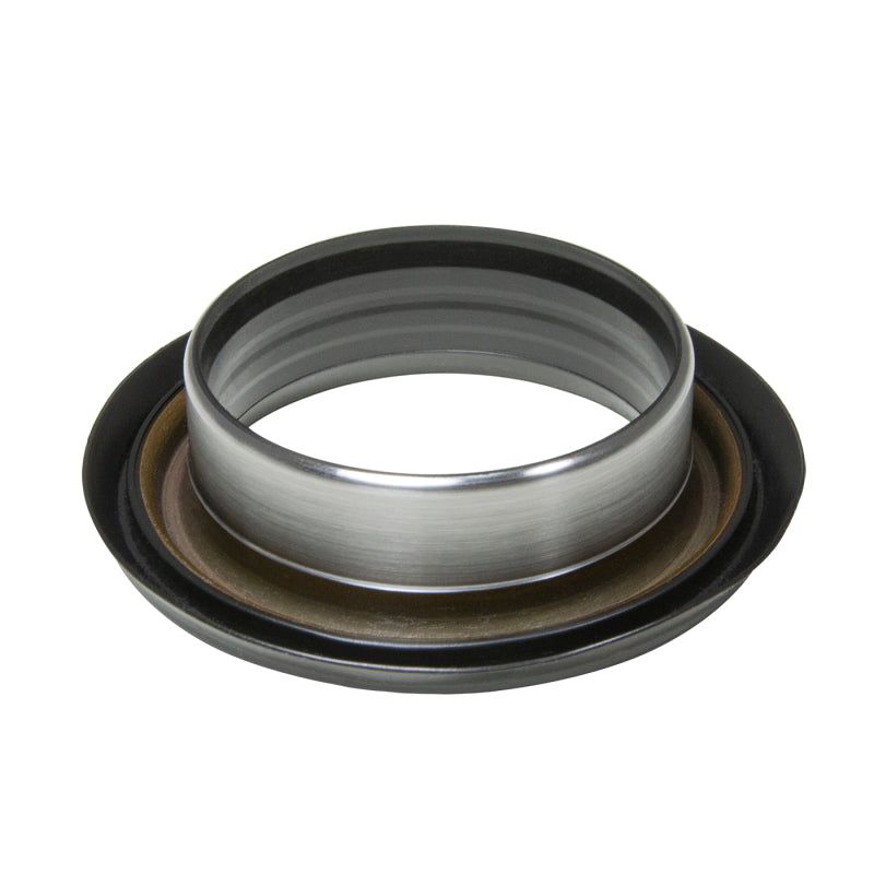 Yukon Gear & Axle YY GM26060975 - YUKYY GM26060975 - Yukon Gear Adapter Sleeve for GM 8.6in/9.5in Yokes to use Triple Lip Pinion Seal - Shipped in Europe - Tuningsupply.com
