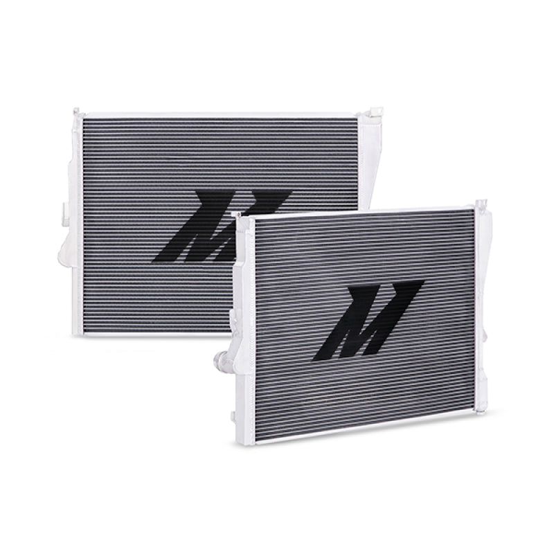 Mishimoto MMRAD-E46-323A - MISMMRAD-E46-323A - Mishimoto 99-06 BMW 323i/323i/328i/330i w/ Auto Transmission Performance Aluminum Radiator - Shipped in Europe - Tuningsupply.com