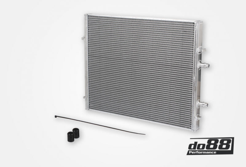 do88 WC-350 - DOBWC-350 - do88 19-20 BMW M2 Comp (F87)/15-20 BMW M3/M4 (F8X) Radiator for Front Mount Intercooler - Shipped in Europe - Tuningsupply.com