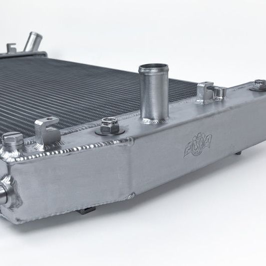 CSF 7223 - CSF7223 - CSF 05-13 Chevrolet Corvette C6 (Not 11-13 Z06/ZR1/427) High Performance All-Aluminum Radiator - Shipped in Europe - Tuningsupply.com