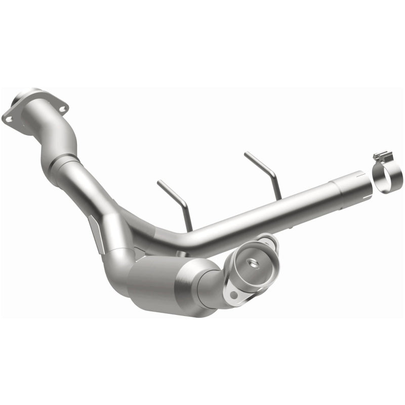 Magnaflow 21-470 - MAG21-470 - MagnaFlow Right Side Direct Fit Catalytic Converter 15-17 Ford F-150 5.0L - Shipped in Europe - Tuningsupply.com