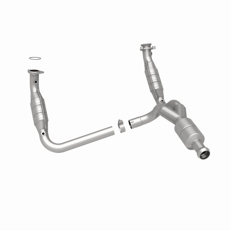 Magnaflow 51578 - MAG51578 - MagnaFlow Conv DF 09-13 Chevy Avalanche 5.3L - Shipped in Europe - Tuningsupply.com