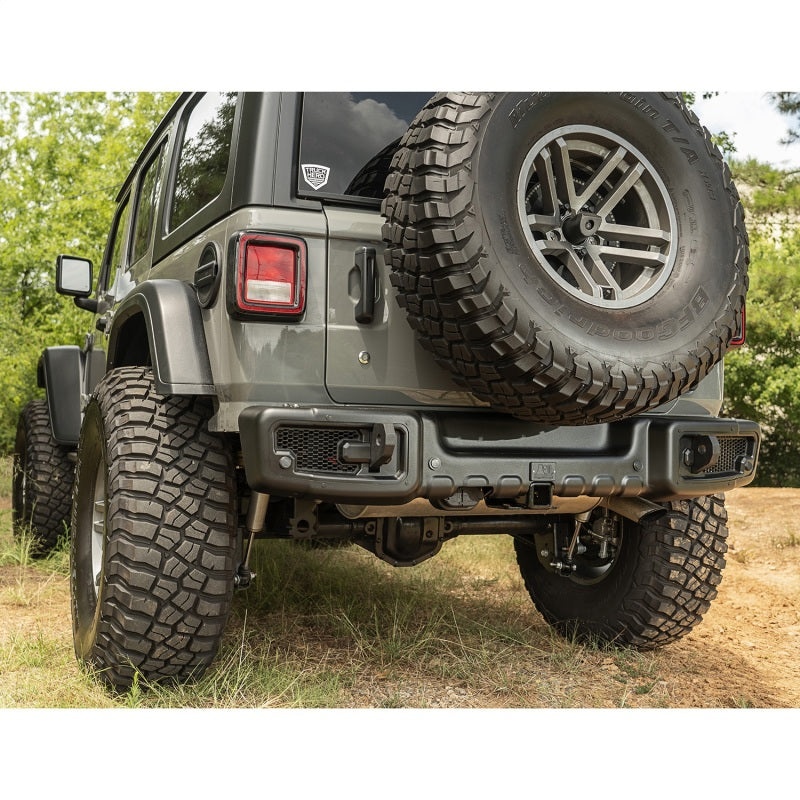 Rugged Ridge 11544.25 - RUG11544.25 - Rugged Ridge Spartacus Rear Bumper Black 18-20 Jeep Wrangler JL - Shipped in Europe - Tuningsupply.com