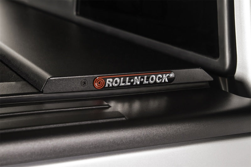 Roll-N-Lock - RNLLG530M - Roll-N-Lock 16-18 Toyota Tacoma Crew Cab SB 60-1/2in M-Series Retractable Tonneau Cover - Shipped in Europe - Tuningsupply.com