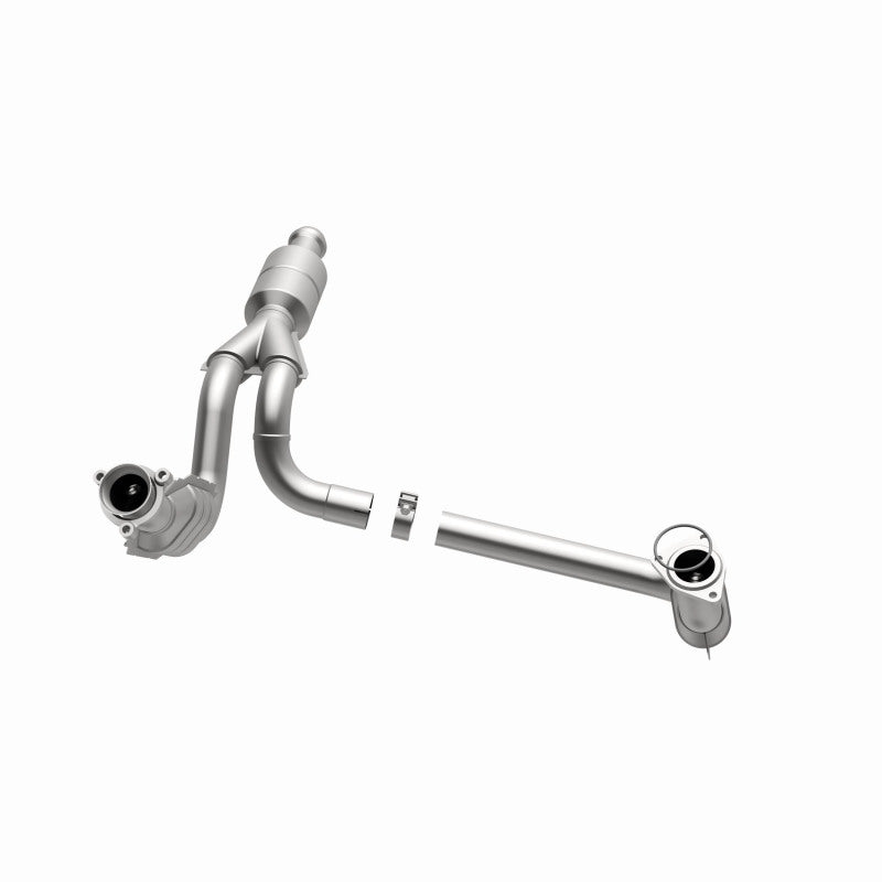 Magnaflow 51578 - MAG51578 - MagnaFlow Conv DF 09-13 Chevy Avalanche 5.3L - Shipped in Europe - Tuningsupply.com