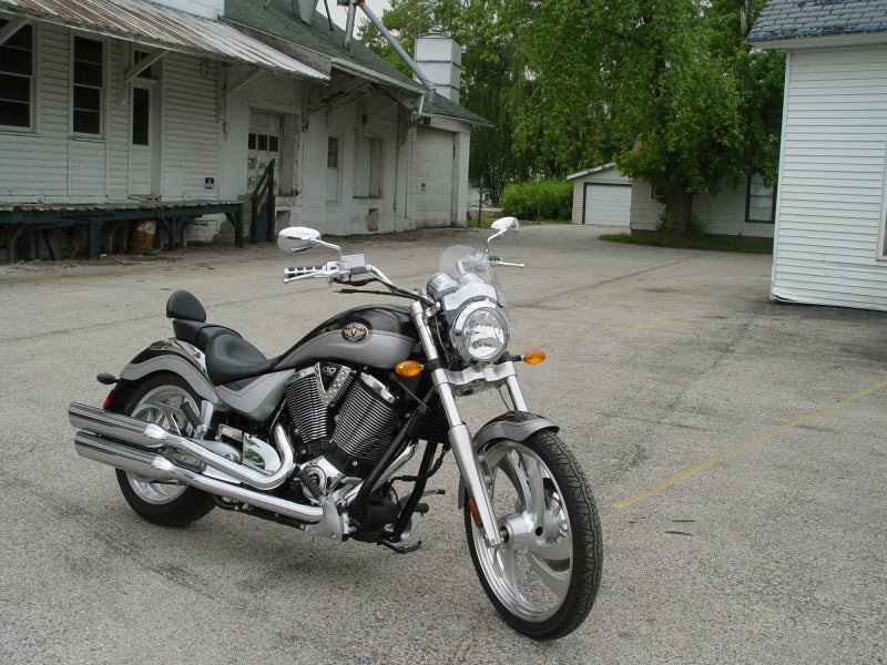 National Cycle N2530 - NATN2530 - National Cycle Fits Up to 43 mm. O.D. Flyscreen-Chrome Lt. Tint - Shipped in Europe - Tuningsupply.com