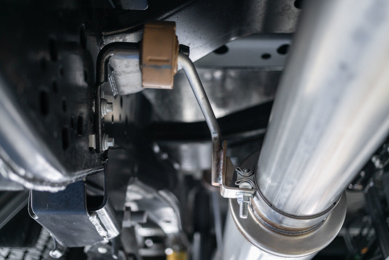 MBRP PS5247304 - MBRPS5247304 - MBRP 2017+ Ford F-250/F-350 6.2L/7.3L Super/Crew Cab Single Side 4in T304 Catback Exhaust - Shipped in Europe - Tuningsupply.com