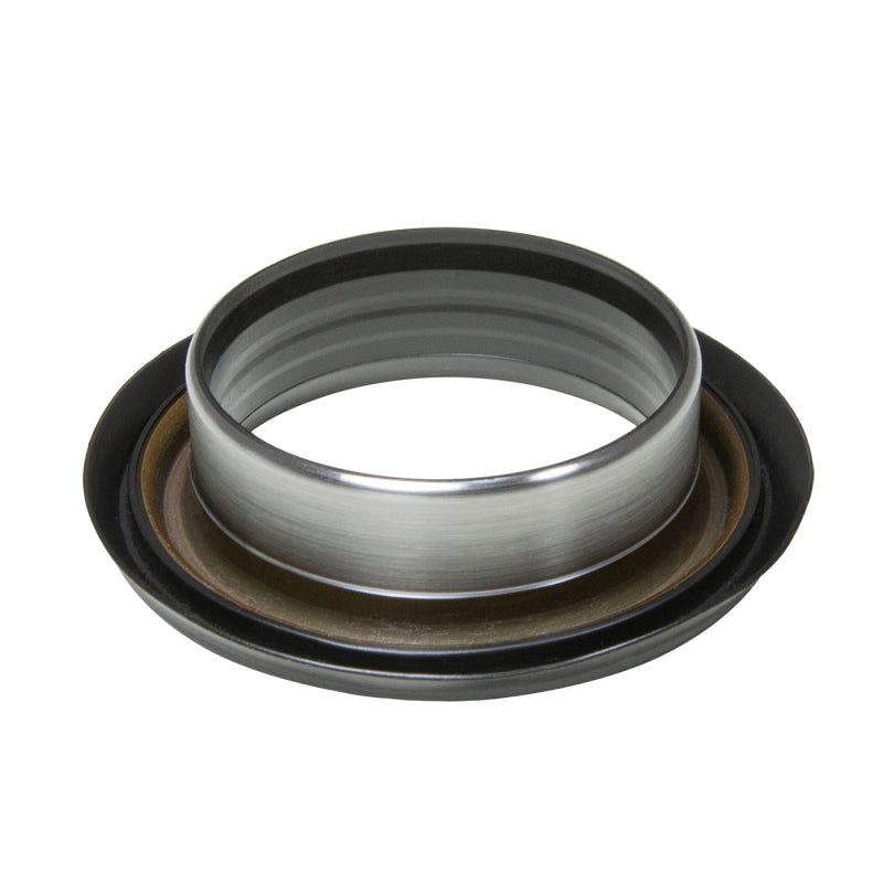 Yukon Gear & Axle YY GM26060975 - YUKYY GM26060975 - Yukon Gear Adapter Sleeve for GM 8.6in/9.5in Yokes to use Triple Lip Pinion Seal - Shipped in Europe - Tuningsupply.com
