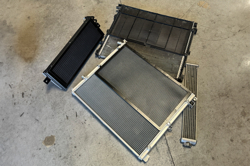 CSF 8331 - CSF8331 - CSF BMW F9X X3M/X4M High-Performance Heat Exchanger and Transmission Cooler Module - Shipped in Europe - Tuningsupply.com