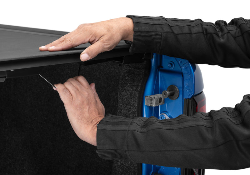 BAK - BAK80227RB - BAK 19-21 Dodge Ram w/ Ram Box Revolver X4s 5.7ft Bed Cover (New Body Style 1500 Only) - Shipped in Europe - Tuningsupply.com