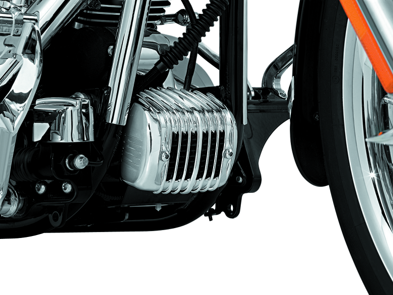 Kuryakyn 7839 - KUR7839 - Kuryakyn Regulator Cover 01-17 Softail Chrome - Shipped in Europe - Tuningsupply.com