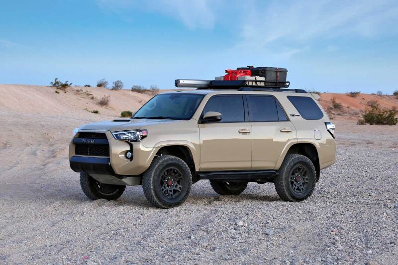 Fabtech FTS26093 - FABFTS26093 - Fabtech 15-17 Toyota 4Runner 4WD 6in Lift System - Component Box 1 - Shipped in Europe - Tuningsupply.com
