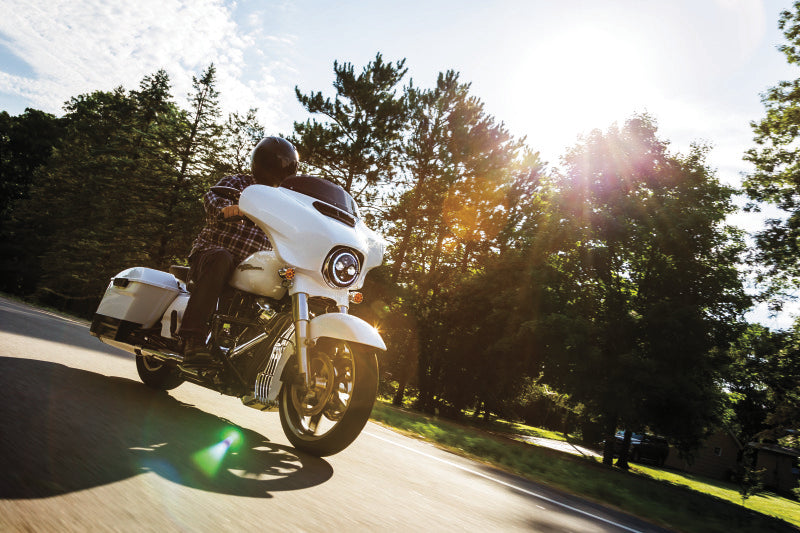 Kuryakyn 6427 - KUR6427 - Kuryakyn Precision Regulator Cover Chrome - Shipped in Europe - Tuningsupply.com