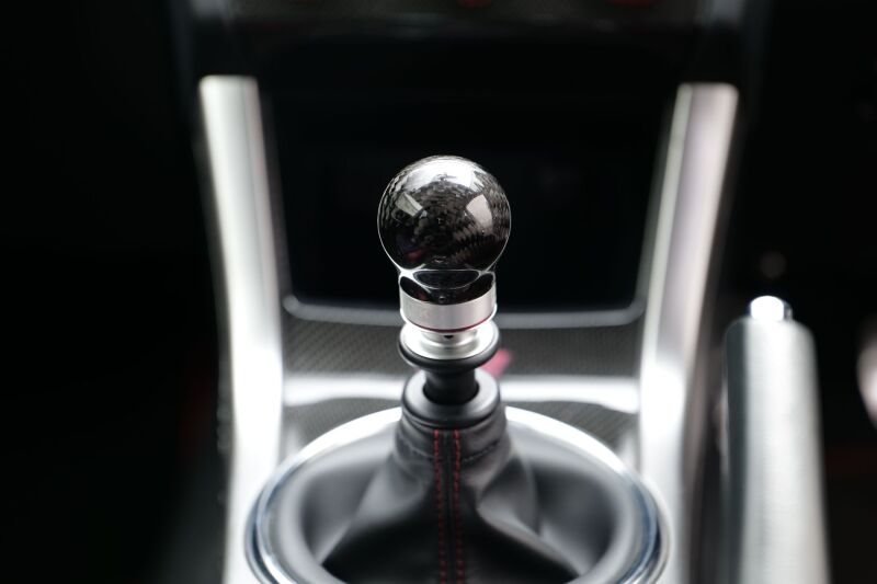 HKS 51999-AF001 - HKS51999-AF001 - HKS 15-21 Subaru WRX STI 6MT Carbon Shift Knob - Shipped in Europe - Tuningsupply.com