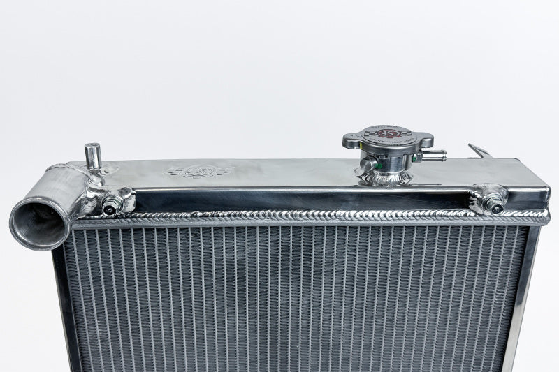 CSF 7228 - CSF7228 - CSF 03-07 Mitsubishi Lancer EVO 7/8/9 1/2 Size Radiator - Polished - Shipped in Europe - Tuningsupply.com