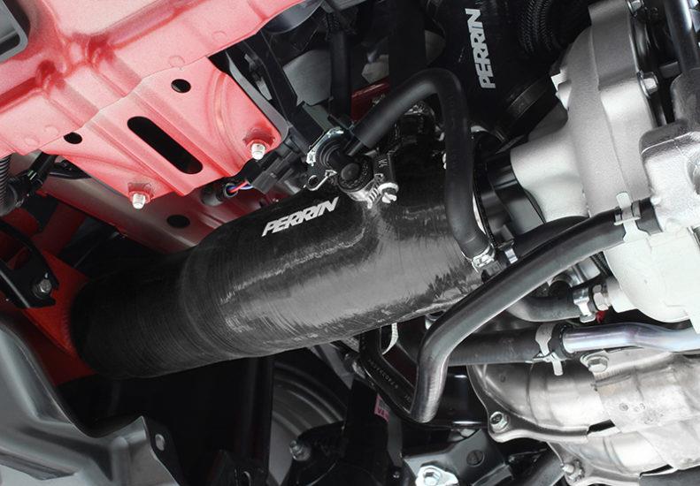 Perrin Performance PSP-INT-424BK - PERPSP-INT-424BK - PERRIN 15-21 Subaru WRX / 14-18 Forester XT Turbo Inlet Hose 3in. w/ Turbo Adapter Flange - Black - Shipped in Europe - Tuningsupply.com
