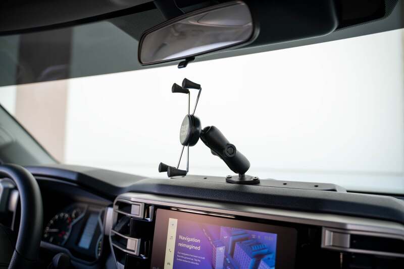 DV8 Offroad DMT2-01 - DVEDMT2-01 - DV8 22-23 Toyota Tundra + Sequoia Digital Device Dash Mount - Shipped in Europe - Tuningsupply.com