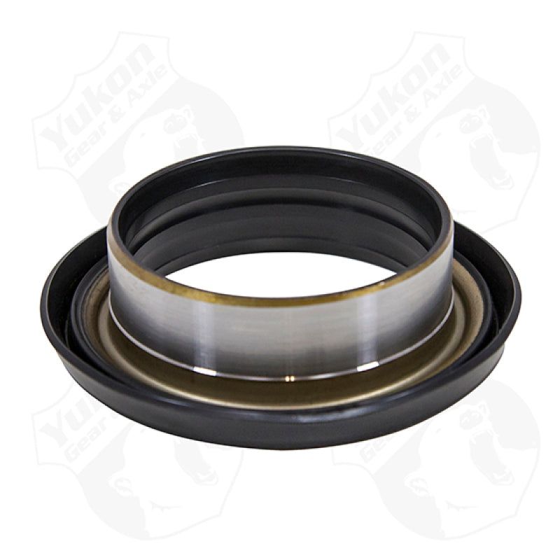Yukon Gear & Axle YY GM26060977 - YUKYY GM26060977 - Yukon Gear Adapter Sleeve for GM 11.5in/10.5in 14 Bolt Truck Yokes to use Triple Lip Pinion Seal - Shipped in Europe - Tuningsupply.com
