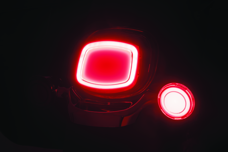 Kuryakyn 2912 - KUR2912 - Kuryakyn Tracer LED Taillight Red Lens Without License Light - Shipped in Europe - Tuningsupply.com