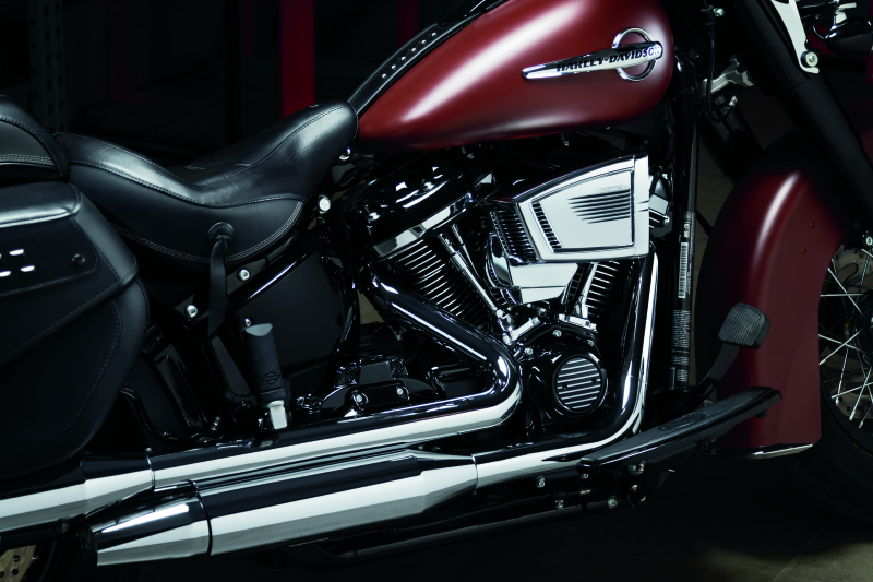 Kuryakyn 6463 - KUR6463 - Kuryakyn Precision Dipstick 18-Up Softail Models Gloss Black - Shipped in Europe - Tuningsupply.com