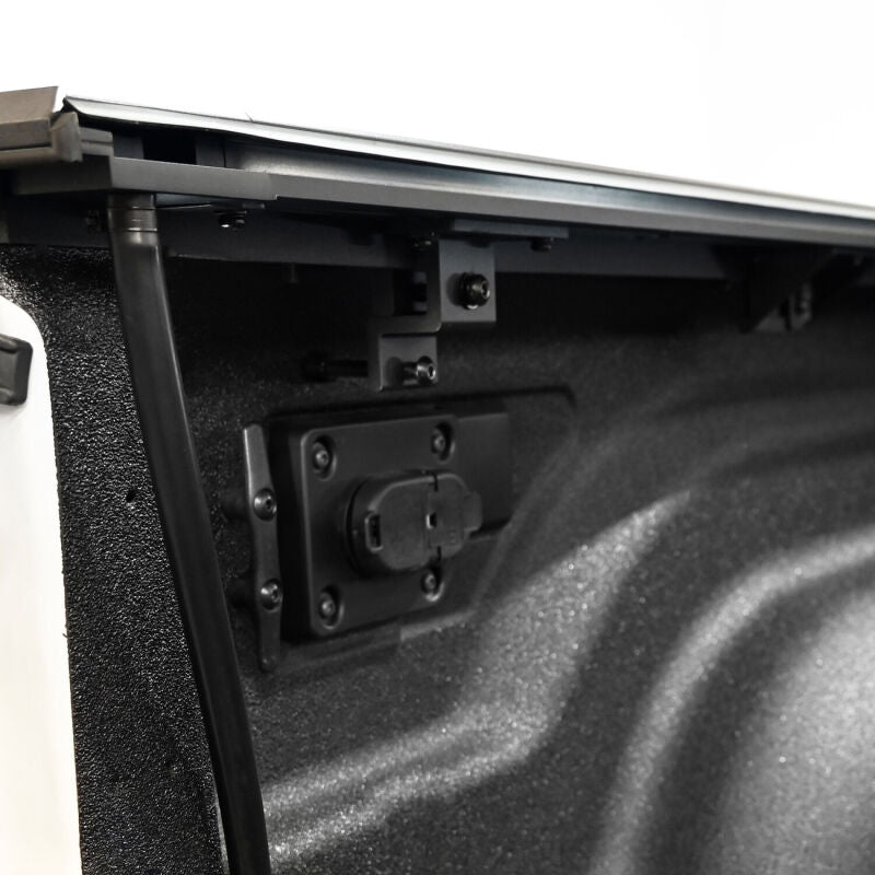 Westin 19-54025 - WES19-54025 - Westin 19-25 RAM 2500/3500 6.4ft Bed Electric Retractable Tonneau Cover - Black - Shipped in Europe - Tuningsupply.com