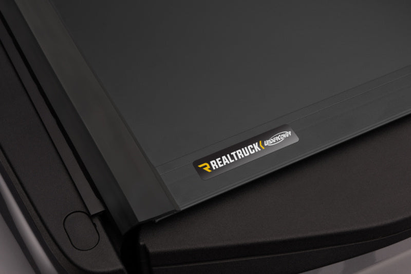 Undercover UX82000 - UNDUX82000 - UnderCover 17-20 Honda Ridgeline 5ft Ultra Flex Bed Cover - Shipped in Europe - Tuningsupply.com