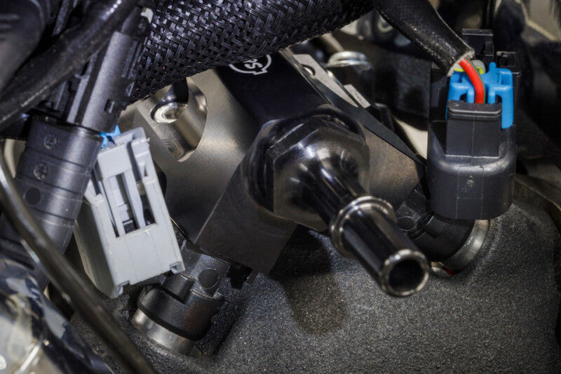S&S Cycle 160-0280 - SSC160-0280 - S&S Cycle 17-24 M8 Touring Models Billet Fuel Rail Kit - Shipped in Europe - Tuningsupply.com