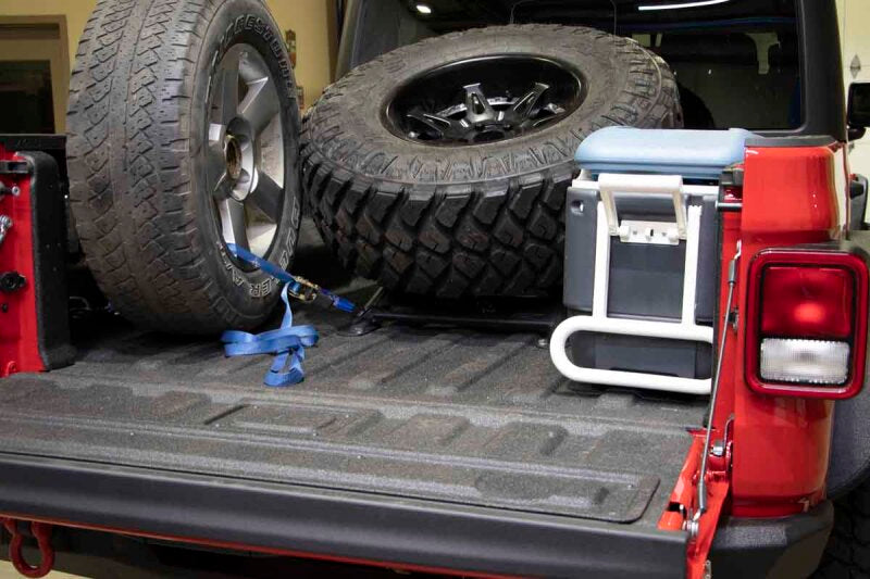 Fishbone Offroad FB21213 - FBOFB21213 - Fishbone Offroad 2020+ Jeep Gladiator JT In-Bed Tire Carrier - Shipped in Europe - Tuningsupply.com