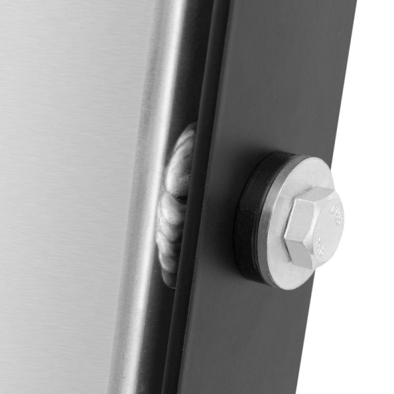 Mishimoto MMRAD-MUS-97BA - MISMMRAD-MUS-97BA - Mishimoto 97-04 Ford Mustang w/ Stabilizer System Automatic Aluminum Radiator - Shipped in Europe - Tuningsupply.com