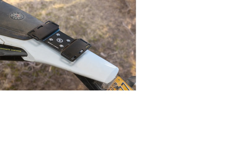 Giant Loop TR23 - GIATR23 - Giant Loop Tail Rack - Black - Shipped in Europe - Tuningsupply.com