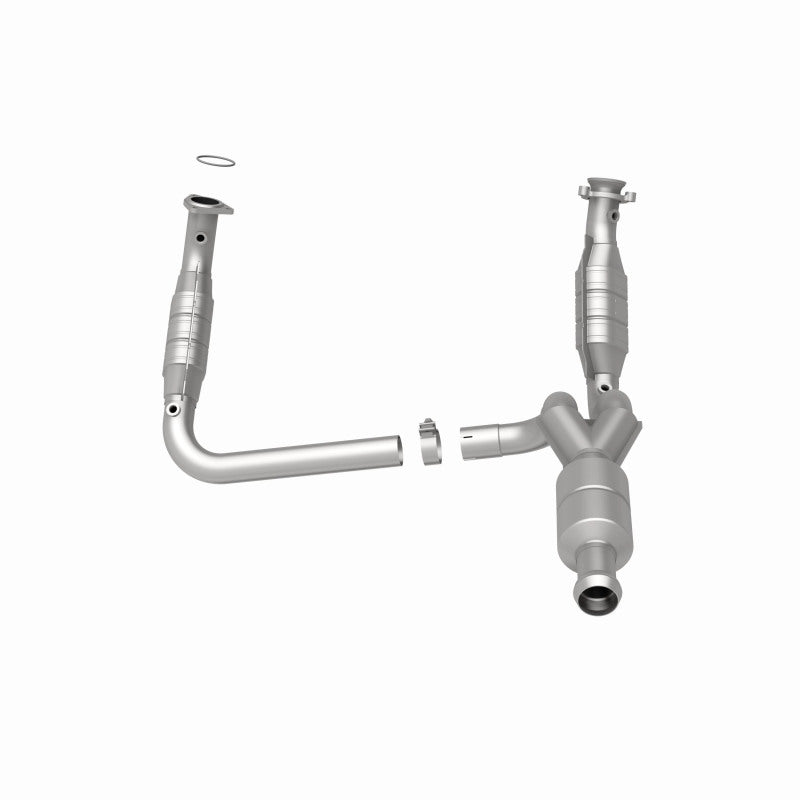 Magnaflow 51578 - MAG51578 - MagnaFlow Conv DF 09-13 Chevy Avalanche 5.3L - Shipped in Europe - Tuningsupply.com
