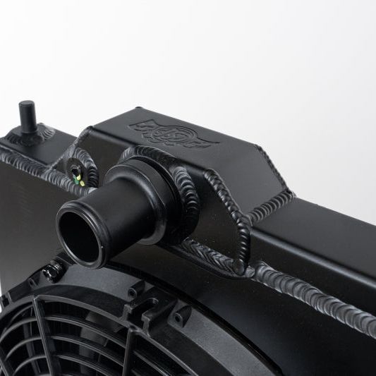 CSF 7075B - CSF7075B - CSF 96-07 Mitsubishi Evo 4/5/6/7/8/9 Full-Slim Radiator w/12in Fan & Shroud/-16AN - Black - Shipped in Europe - Tuningsupply.com