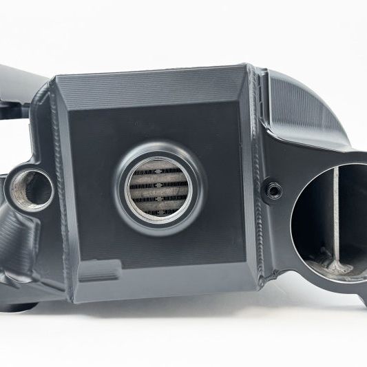 CSF 8400B - CSF8400B - CSF Gen 2 B58 Race X Charge-Air-Cooler Manifold - Thermal Black Finish - Shipped in Europe - Tuningsupply.com
