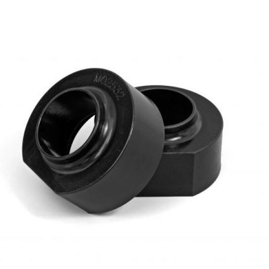 Daystar KJ09100BK - DAYKJ09100BK - Daystar 1984-2001 Jeep Cherokee XJ 2&4WD - Coil Spring Spacers 1 3/4in Front (Pair) - Shipped in Europe - Tuningsupply.com