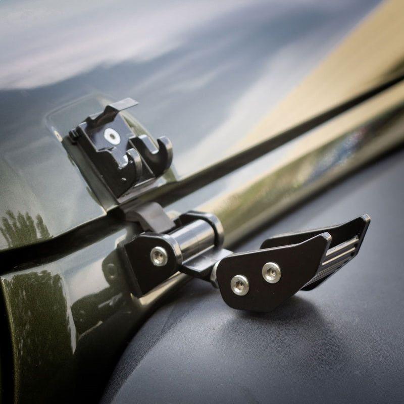 Rugged Ridge 11210.11 - RUG11210.11 - Rugged Ridge 07-18 Jeep Wrangler JK Black Hood Catches - Shipped in Europe - Tuningsupply.com