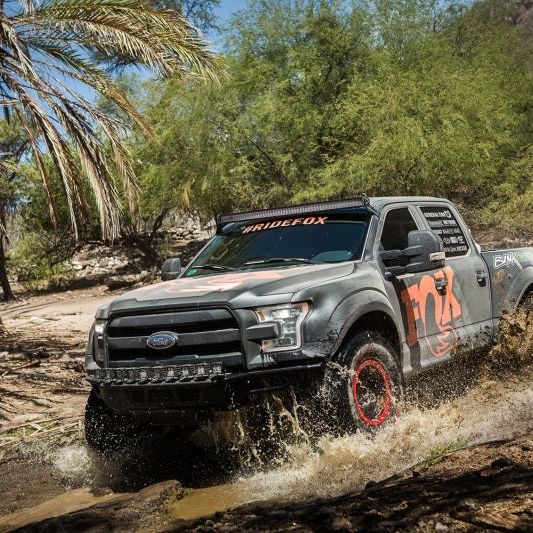 FOX 985-24-156 - FOX985-24-156 - Fox 17-18 Ford F-250 4WD 2.0 Performance Series 9.6in. Smooth Body IFP Front Shock / 4-5in Lift - Shipped in Europe - Tuningsupply.com