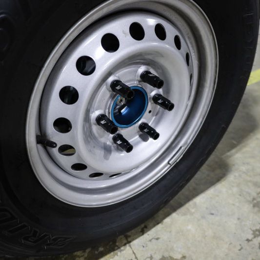 Mishimoto MMLG-15-27LBK - MISMMLG-15-27LBK - Mishimoto Aluminum Locking Lug Nuts M12x1.5 27pc Set Black - Shipped in Europe - Tuningsupply.com