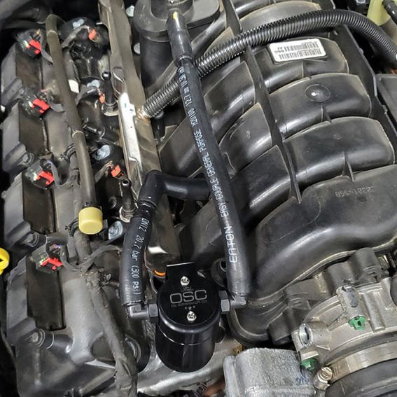 J&L 3061P-B - JLT3061P-B - J&L 05-23 Dodge Charger 5.7L Hemi Passenger Side Oil Separator 3.0 - Black Anodized - Shipped in Europe - Tuningsupply.com