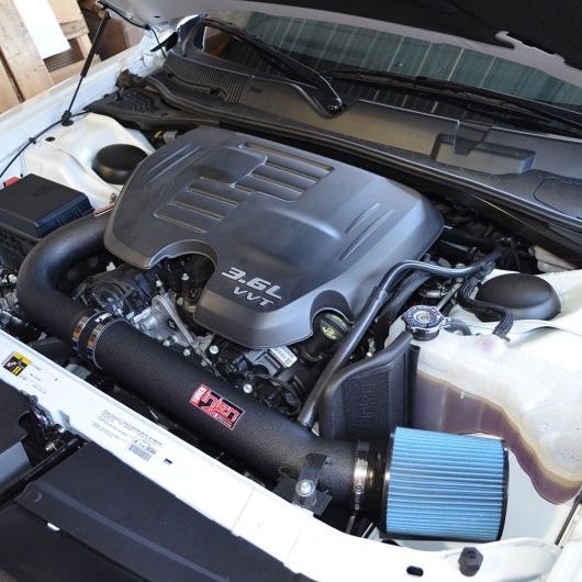 Injen PF5072WB - INJPF5072WB - Injen 11-14 Chrysler 300/Dodge Charger/Challenger V6 3.6L Pentastar w/MR Tech&Heat Shield Wrinkle Bl - Shipped in Europe - Tuningsupply.com