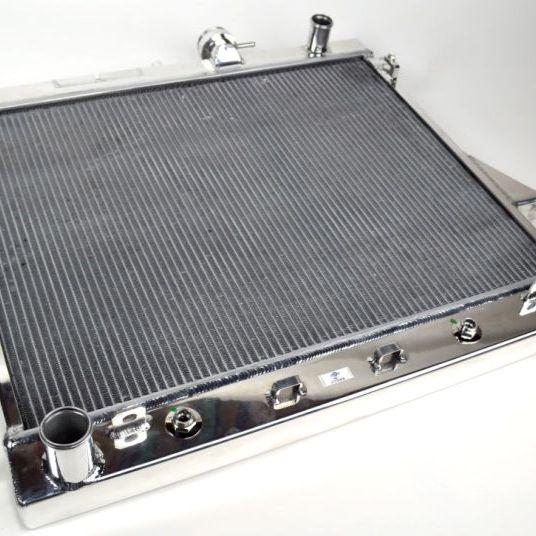 CSF 7061 - CSF7061 - CSF 06-10 Hummer H3/H3T 3.5L/3.7L/5.3L Radiator - Shipped in Europe - Tuningsupply.com