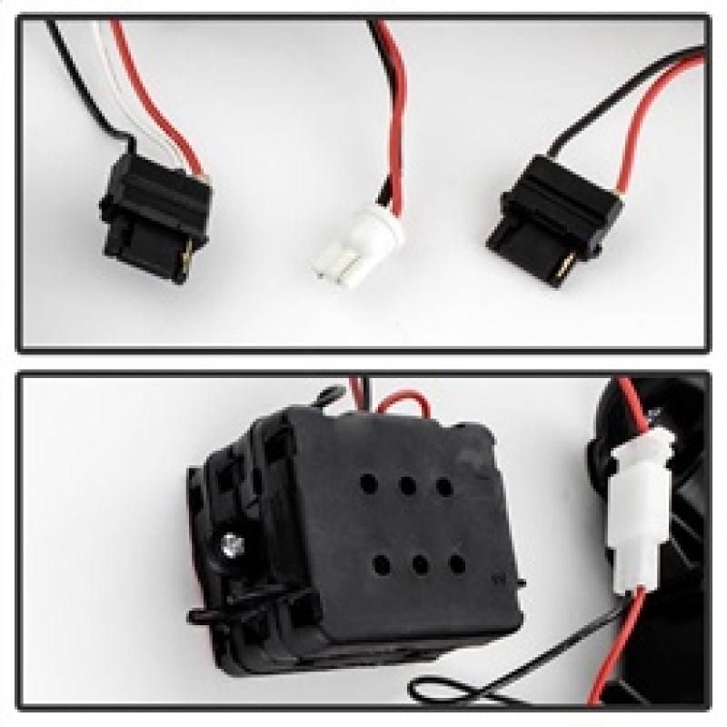 SPYDER 9029318 - SPY9029318 - xTune 99-06 GMC Sierra (Excl Denali) Full LED Bumper Lights - Chrome (CBL-GSI99-LED-C) - Shipped in Europe - Tuningsupply.com